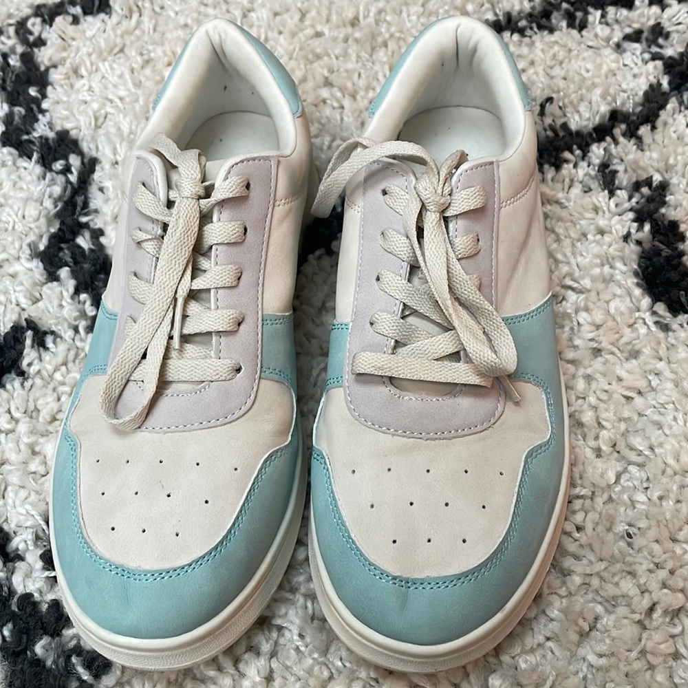Arizona Jean Co Women’s Sneakers